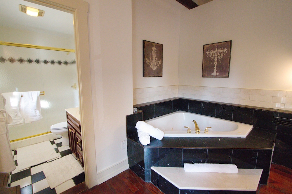 Romantic Suite photo 2