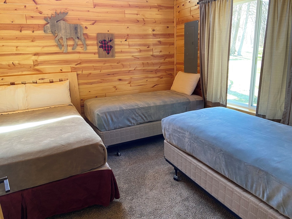 Cabin photo 2