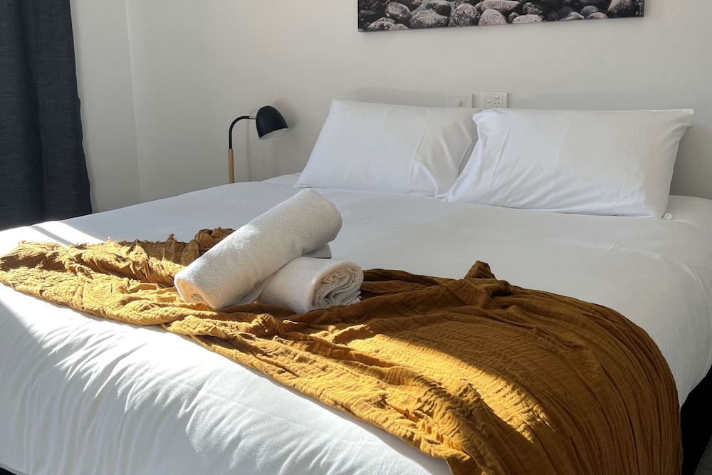 Room, Multiple Beds, Non Smoking photo 2
