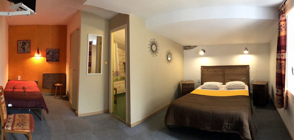Comfort Triple Room photo 3