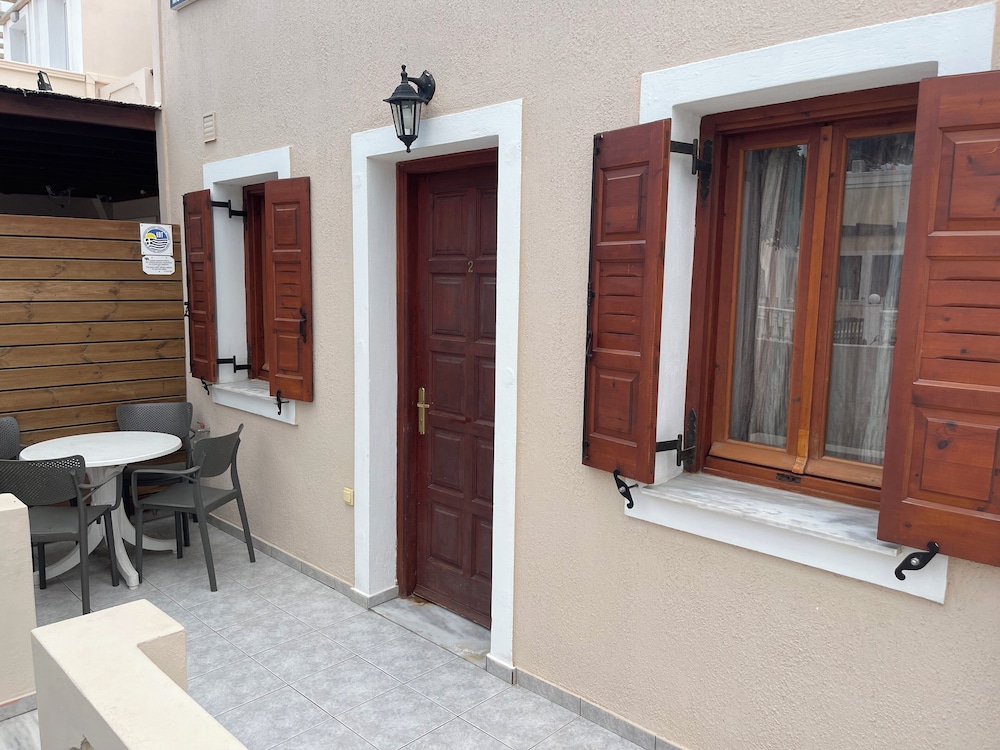 Family Apartment, 1 Bedroom, Courtyard View