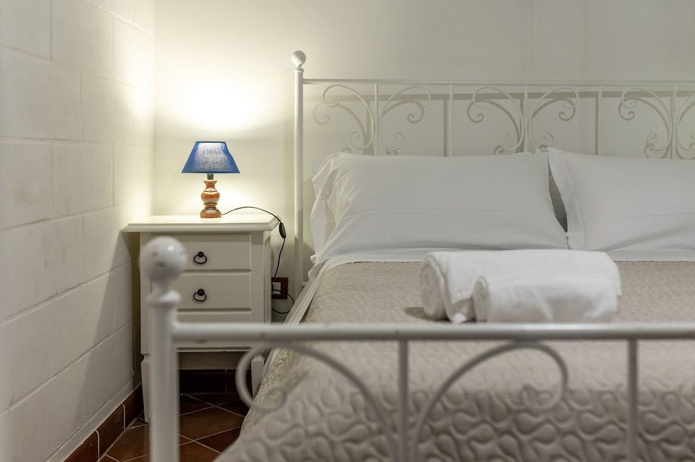 Apartment, 2 Bedrooms, Annex Building photo 1