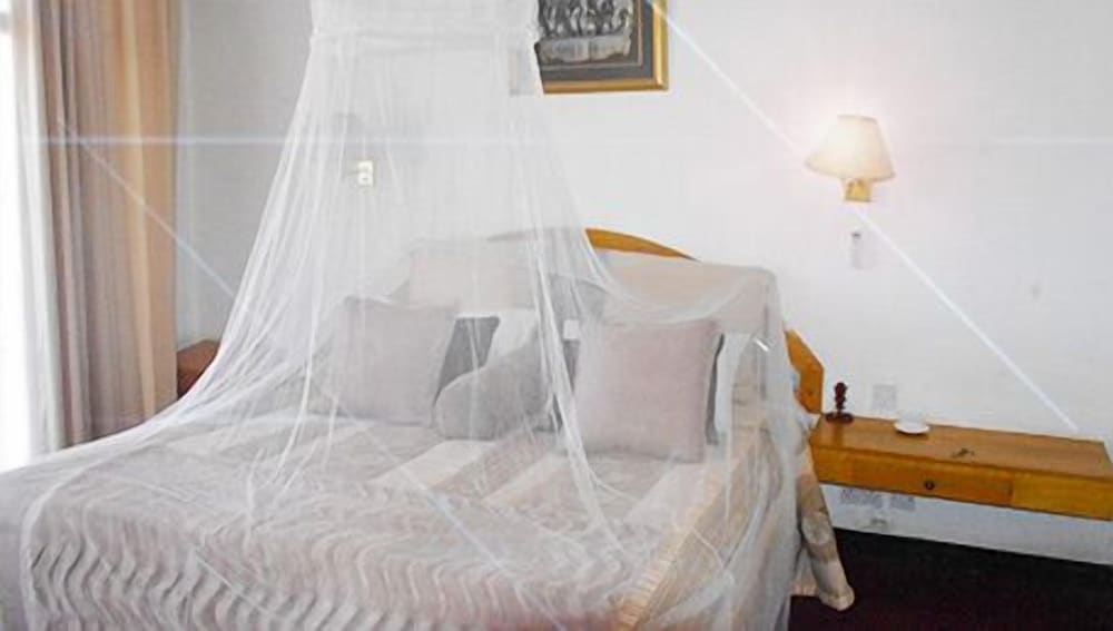 Standard Room photo 2