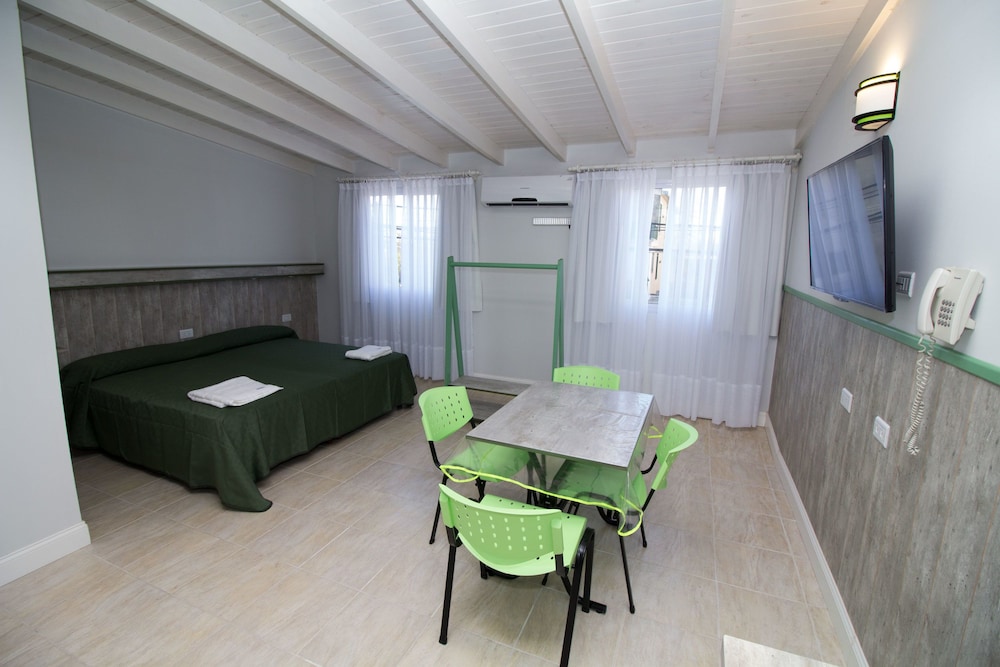 Premium Single Room (Verde) photo 1