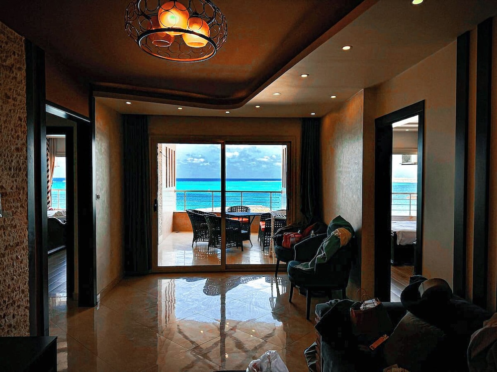 Luxury Apartment, 2 Bedrooms, Sea View