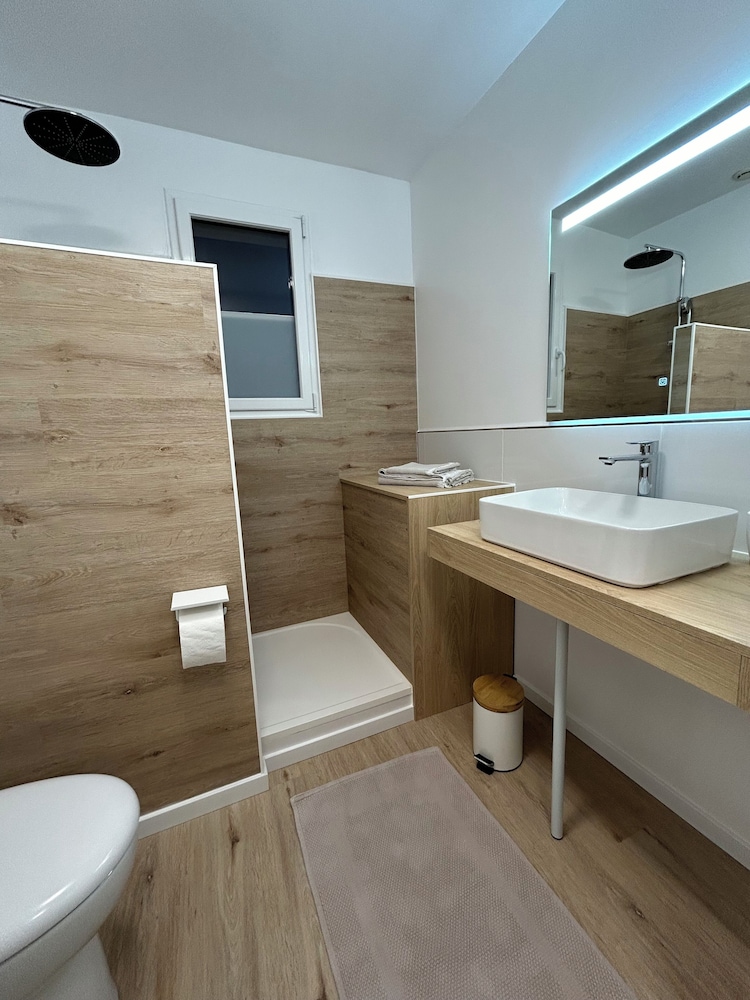 Deluxe Suite photo 2