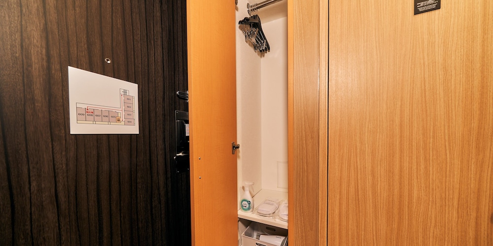Single Room, Non Smoking photo 2
