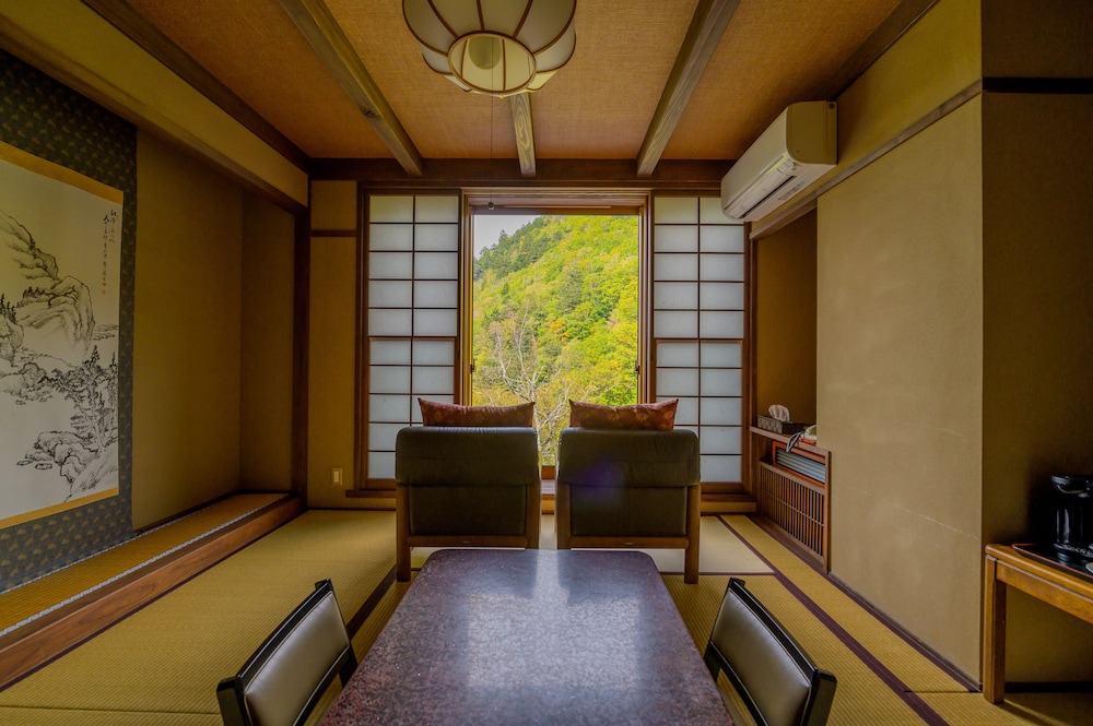 [Wamodan] Japanese modern style room 10 tatami with semi-open-air hot spring bath Non smoking photo 2