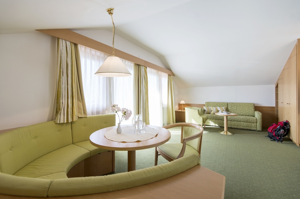 Suite, Valley View photo 2