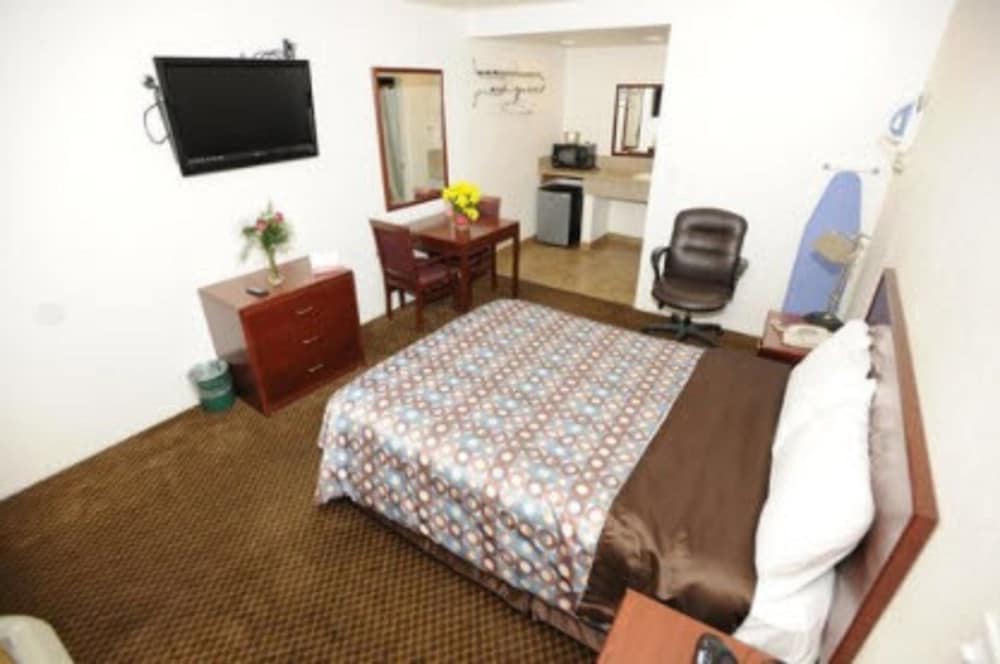 Room, 1 Queen Bed, Non Smoking photo 1