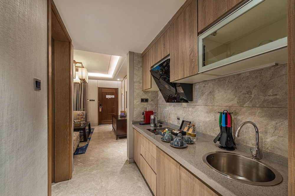 Junior Villa, 1 Bedroom, Jetted Tub photo 3