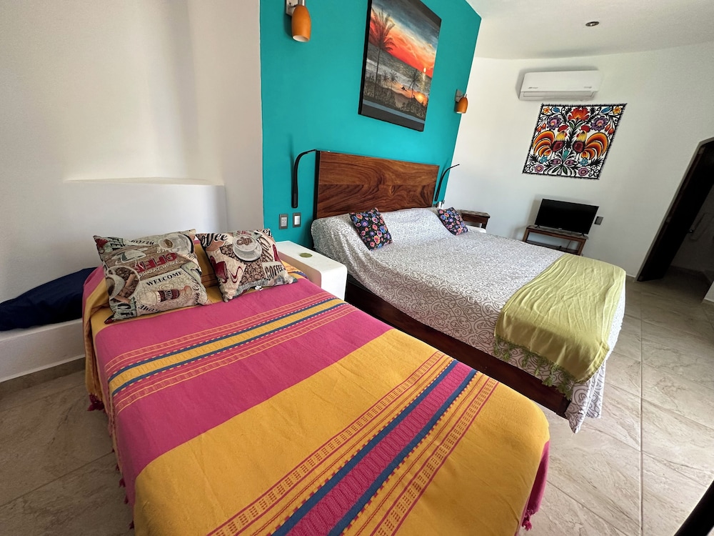Premium Room, 1 King Bed, Ocean View, Beachfront