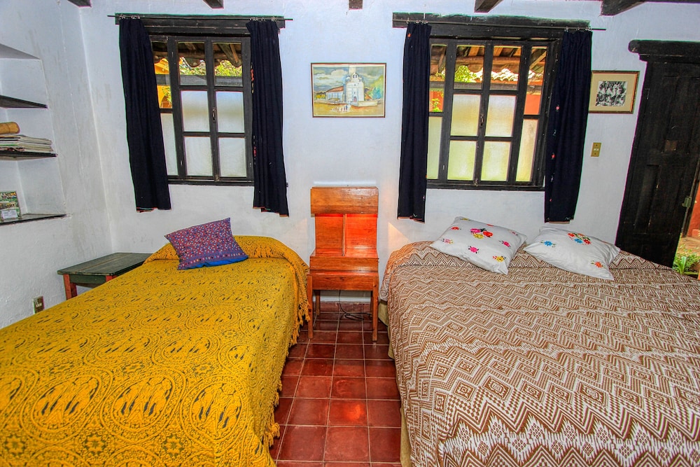 Standard Triple Room, Garden View photo 2