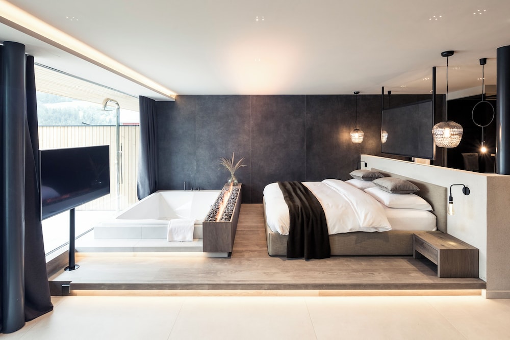 Premium Suite, Private Pool, Valley View