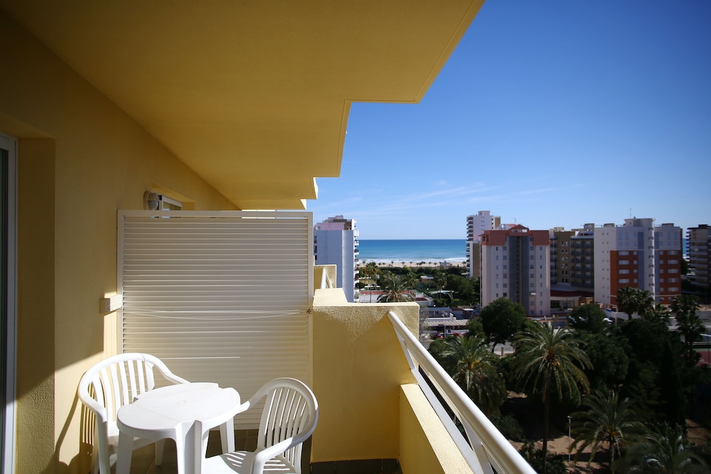 Estudio Familiar, Terraza