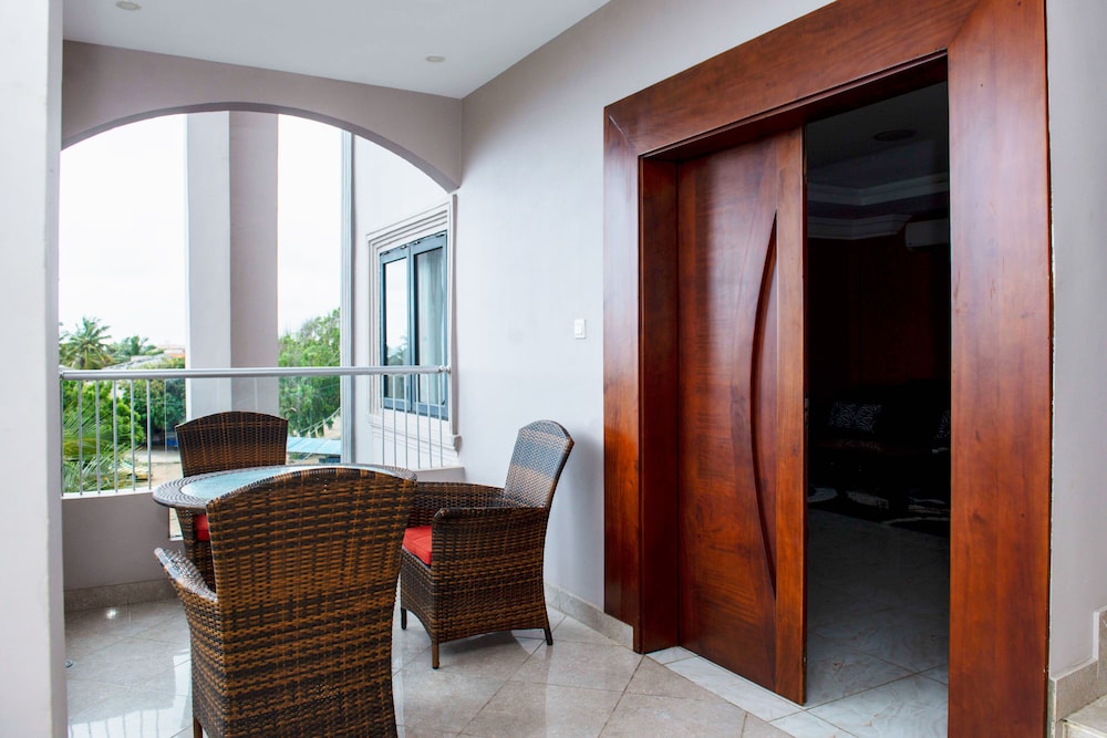 Superior Apartment - Photo 2