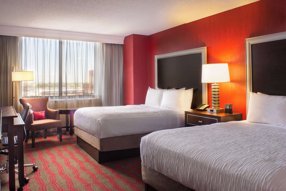 Suite, 2 Queen Beds - Photo 1