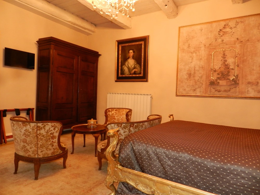 Classic Double Room photo 2