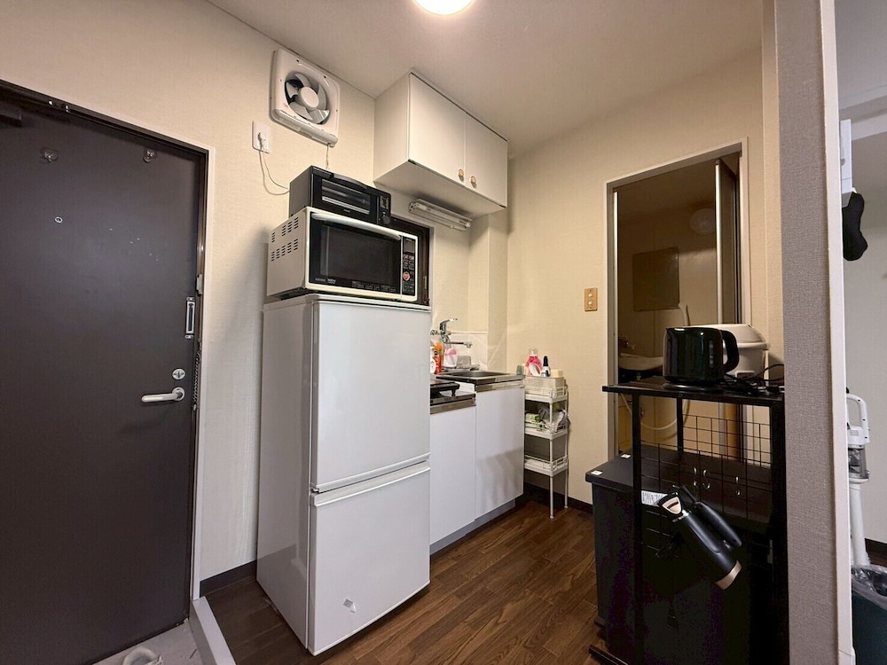 Apartment photo 2