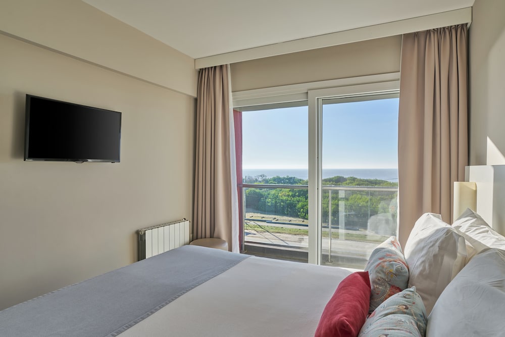 Family Apartment, Ocean View (Residence)