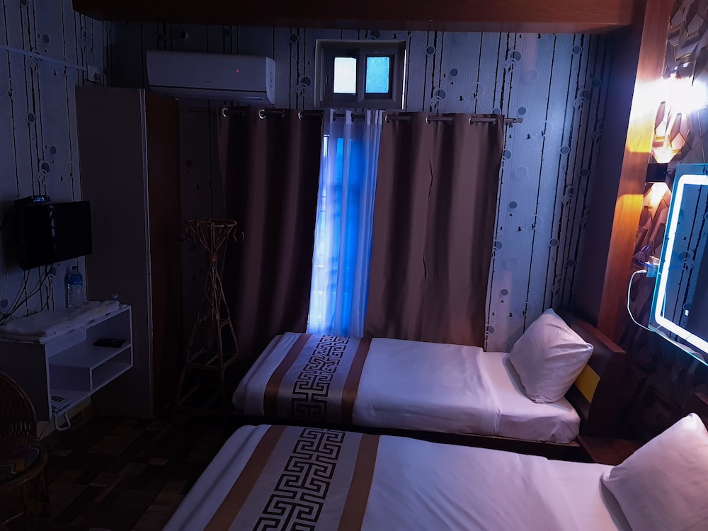 Basic Double Or Twin Room, 2 Bedrooms photo 3