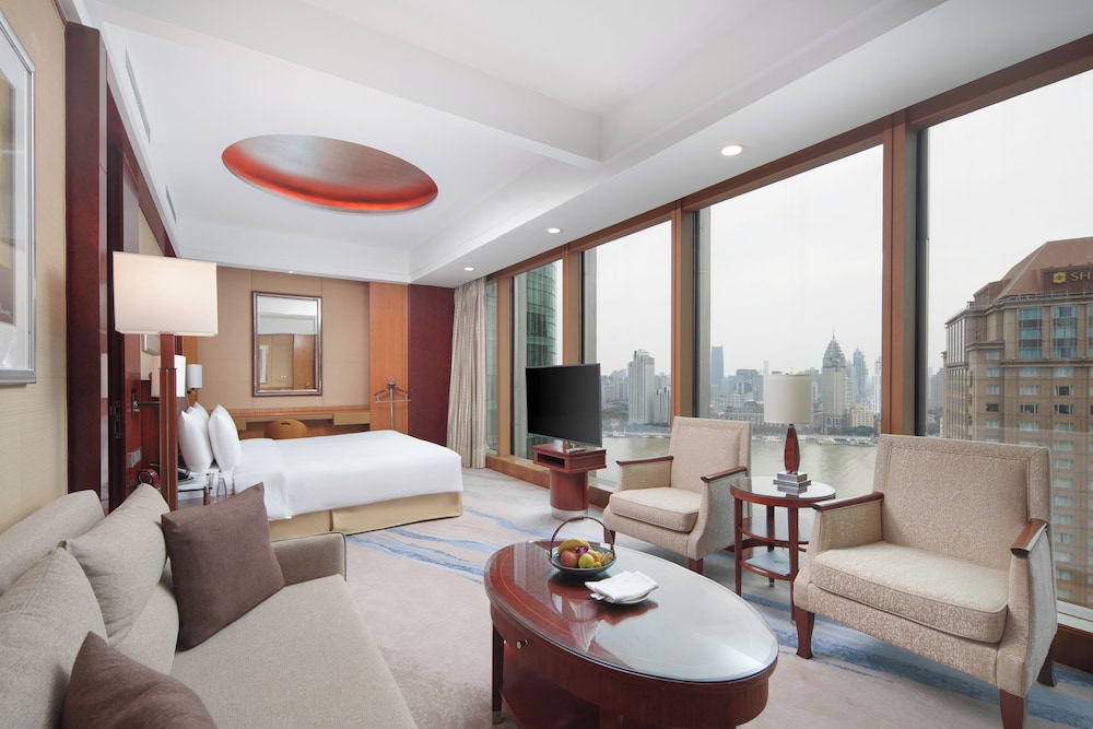 Grand Tower Horizon Premier Bund 1 King