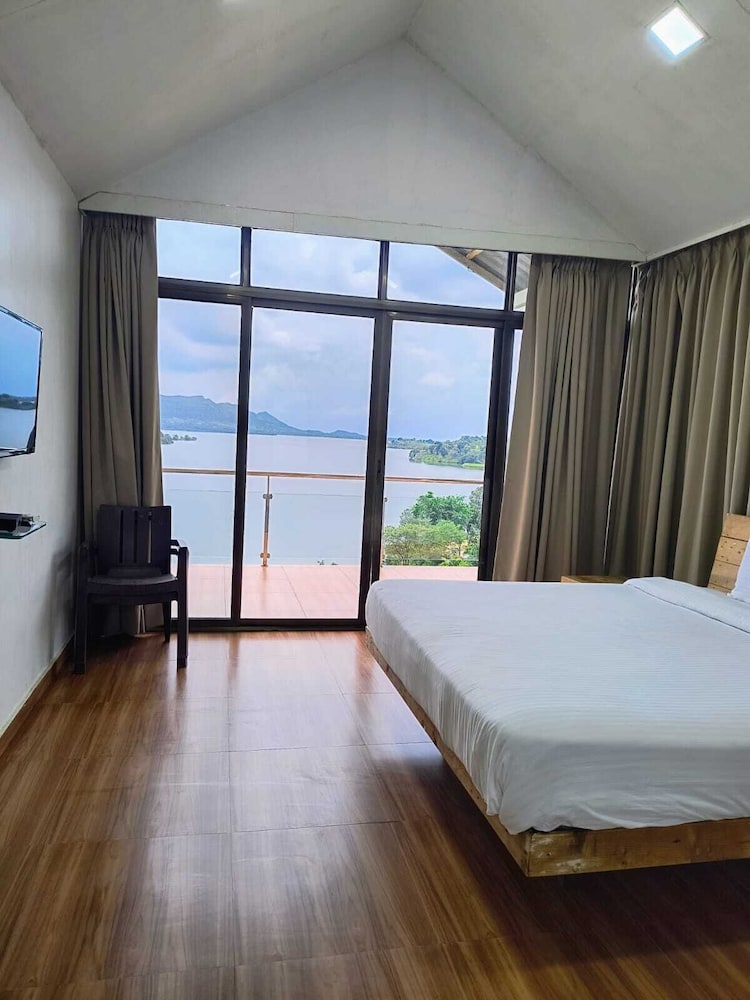 Armani Suite