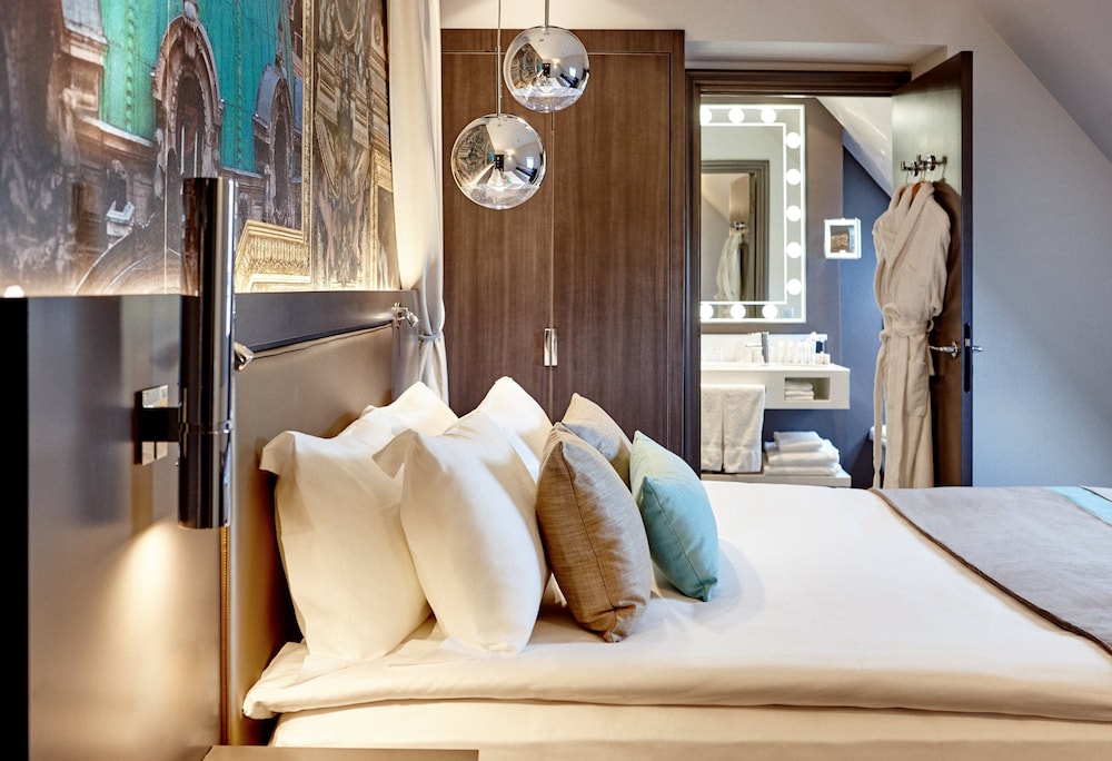Suite, 1 Bedroom photo 1