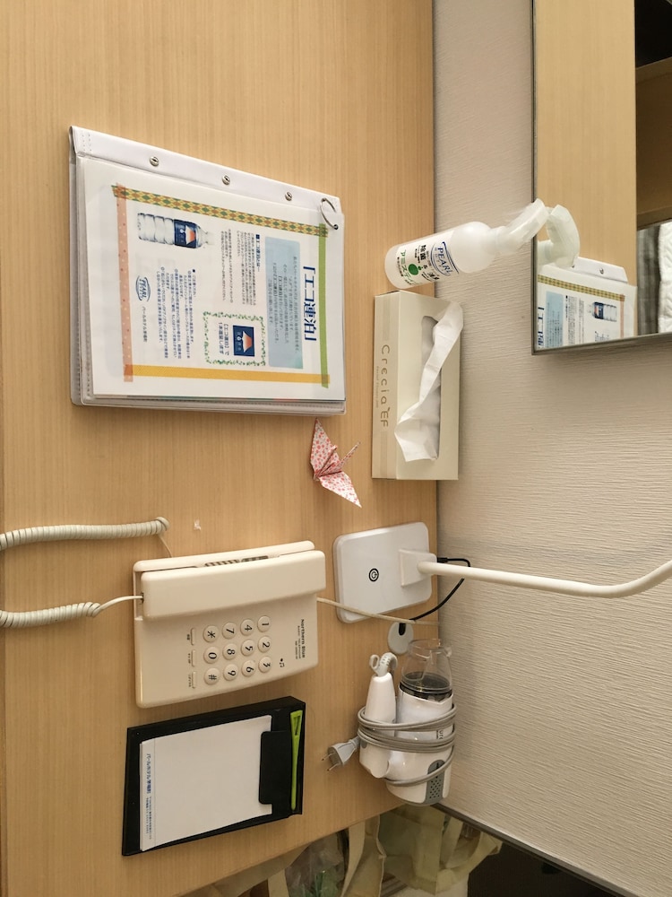 Standard Twin Room, Smoking photo 2