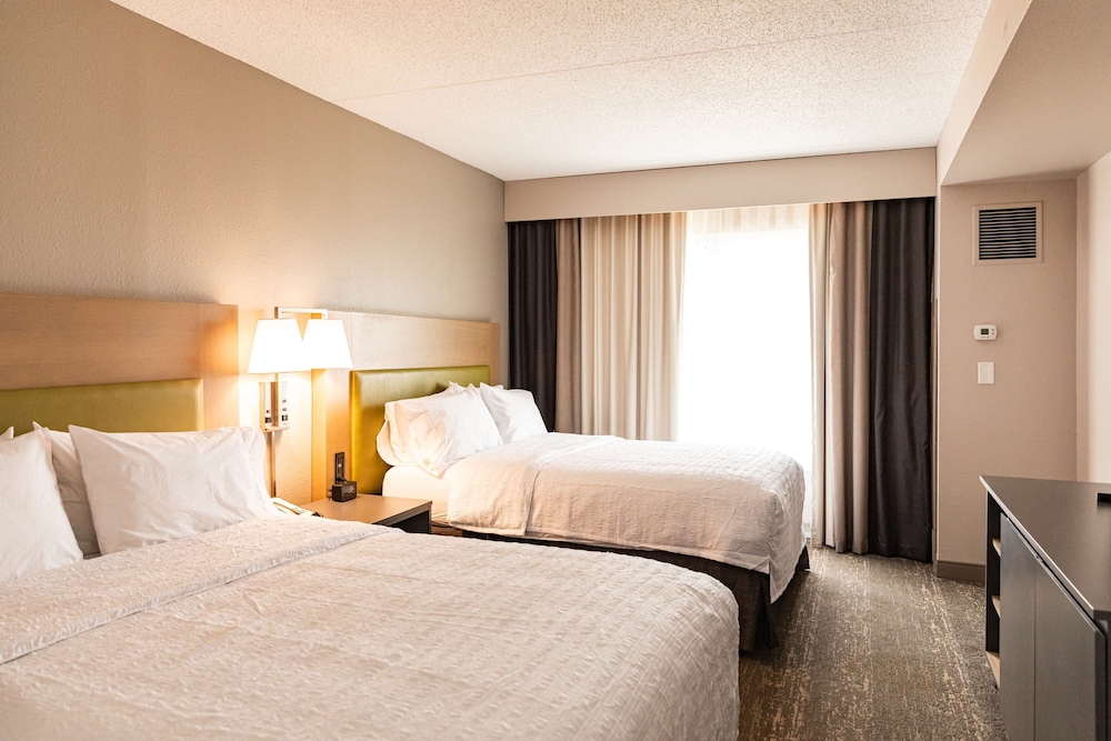 Suite, 2 Queen Beds, Refrigerator & Microwave (Wet bar) - Photo 7