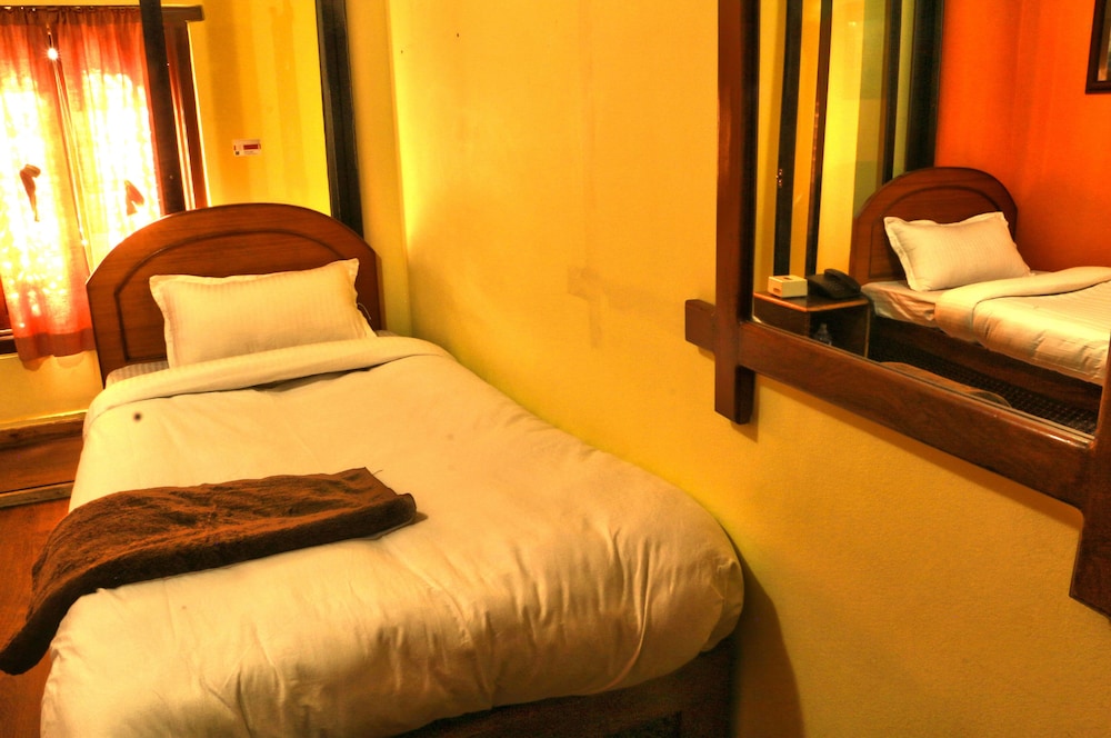Standard Double Room, 1 Bedroom, City View photo 3
