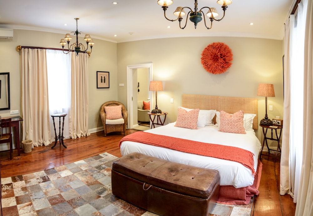Luxury Room - Photo 15