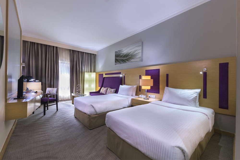 Executive Room with Lounge access - Photo 6