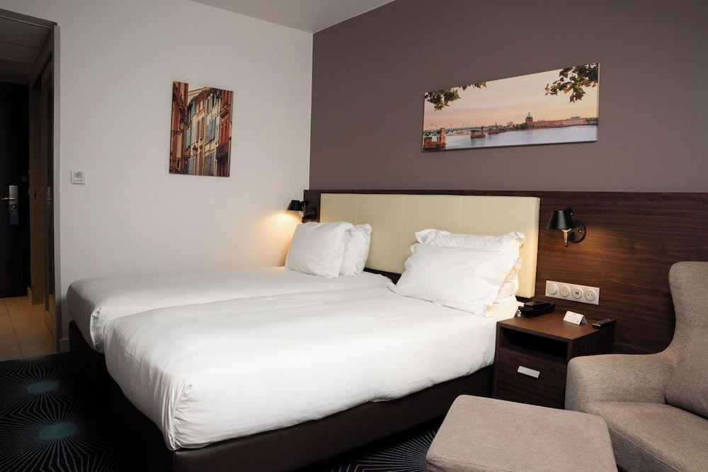 Twin Room - Photo 6