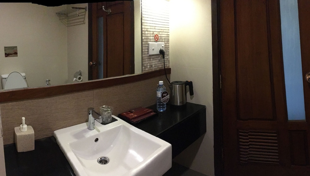 Standard Room photo 2