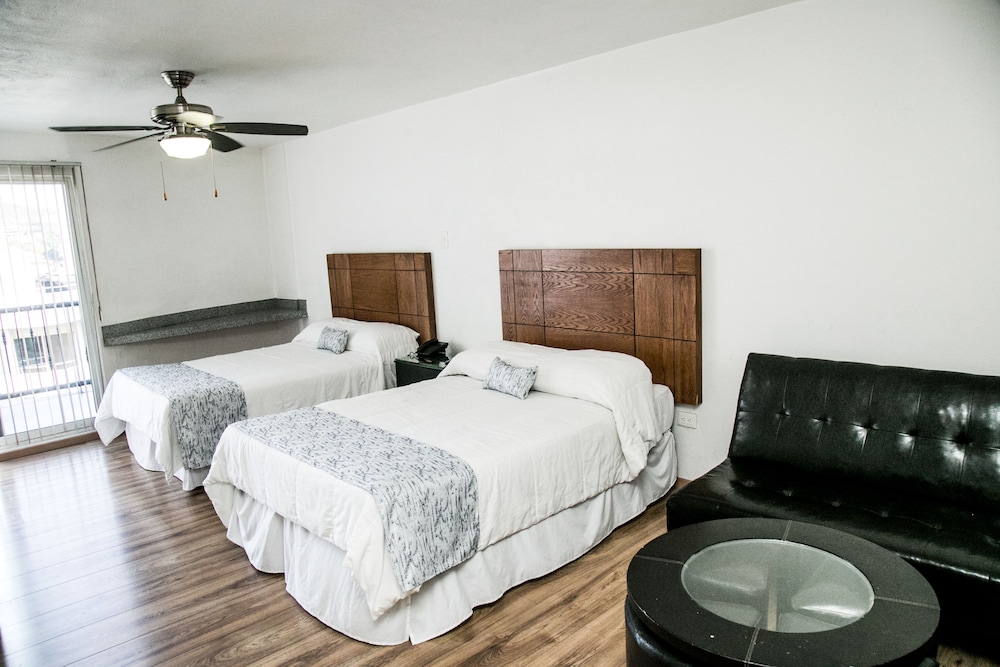 Deluxe Double Room photo 3