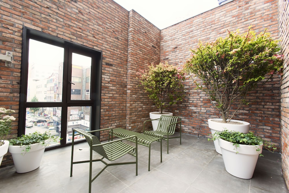 Double Room (Garden) - Photo 6