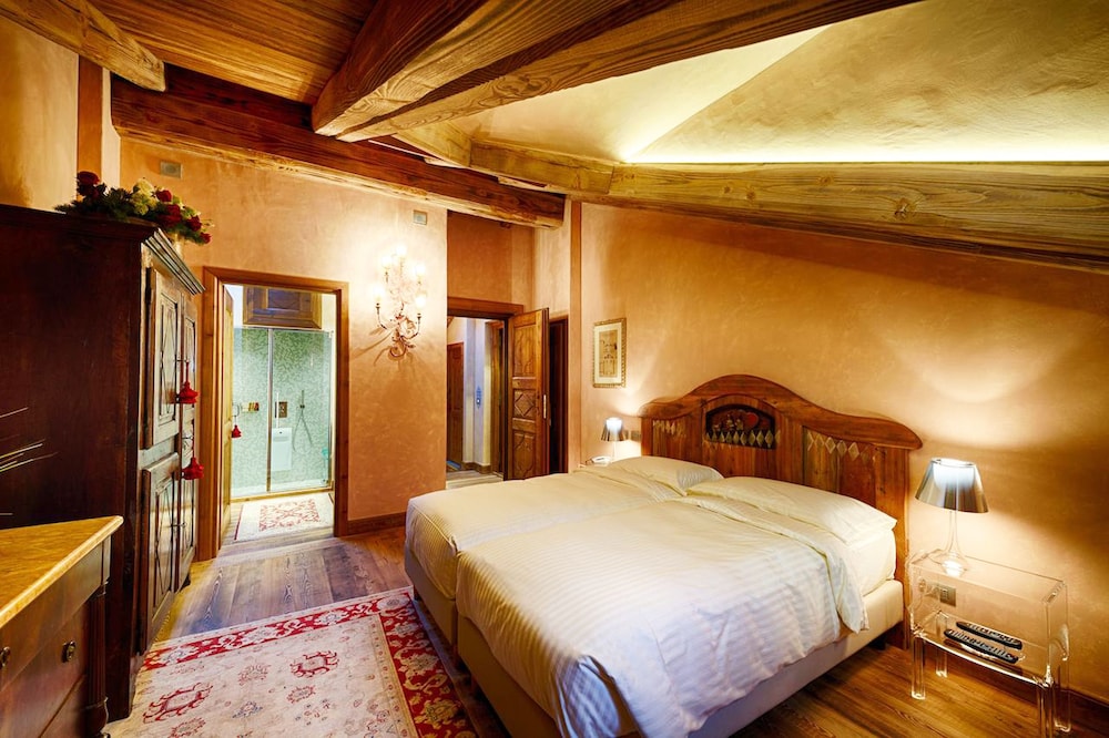 Superior Double or Twin Room (with Steam Bath) photo 3