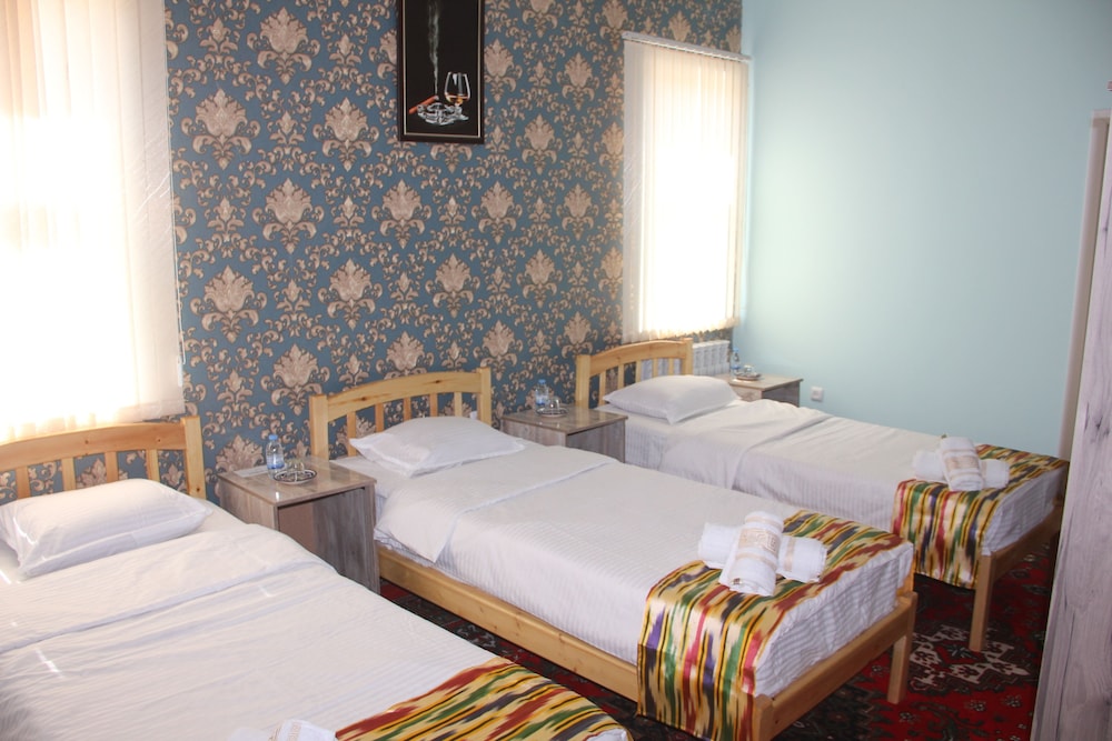 Standard Triple Room photo 3