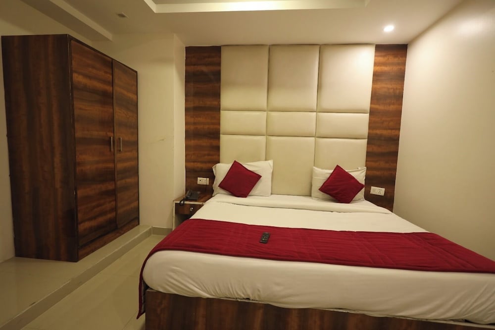 Classic Quadruple Room