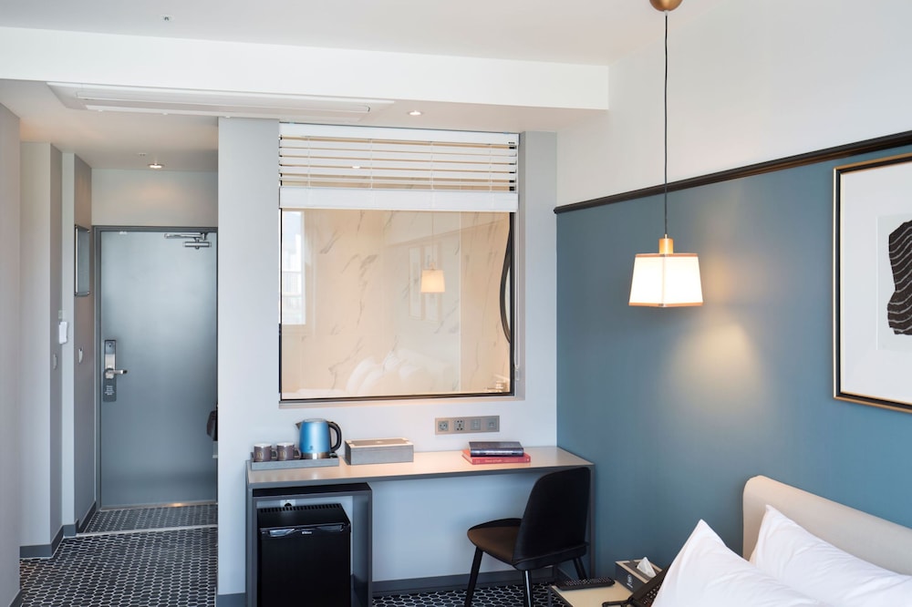 Deluxe Double Room, River View - Photo 5