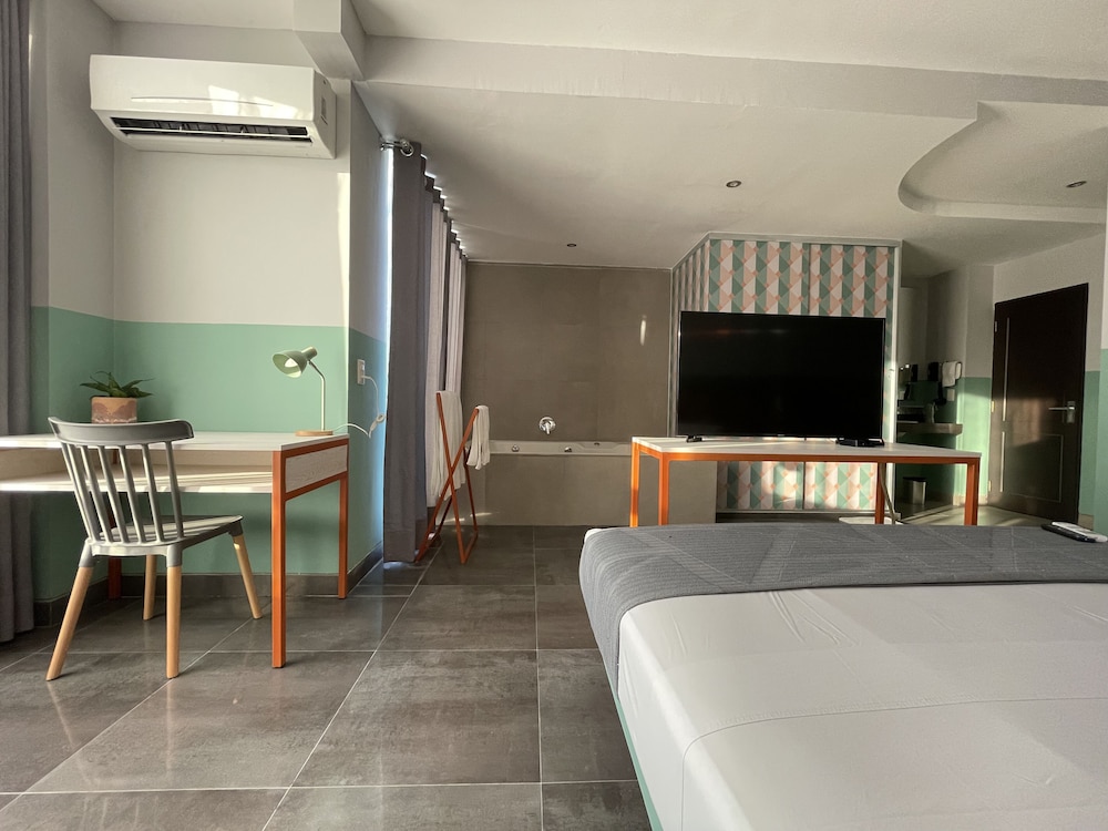 Comfort Room photo 3