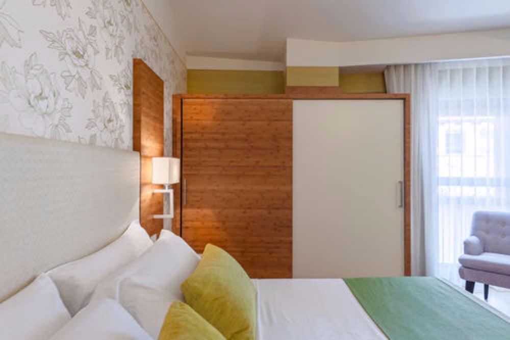 Standard Double Room - Photo 3