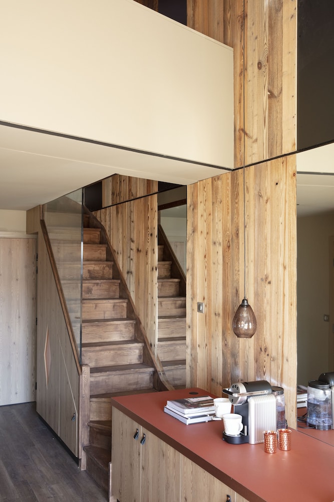 Suite, Multiple Beds, Mountain View, Mezzanine