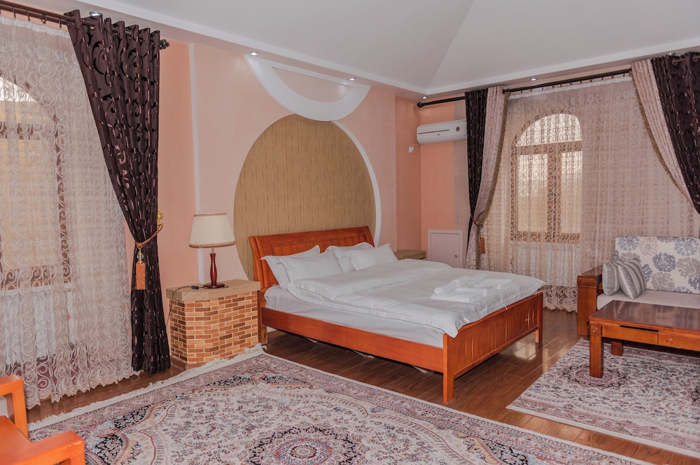 Luxury Triple Room