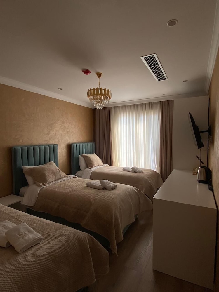 Comfort Triple Room, Balcony, Pool View