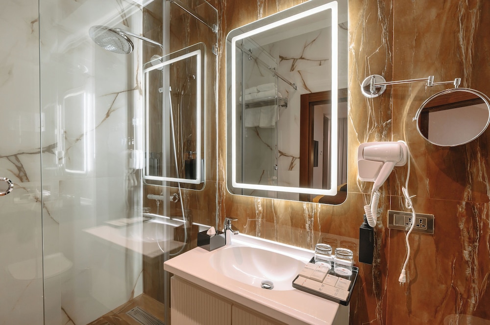 Standard Twin Room, City View photo 2