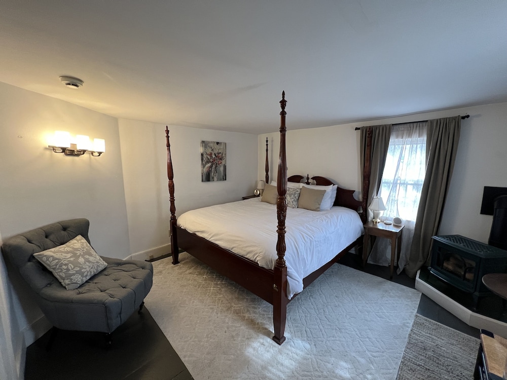 Traditional Room