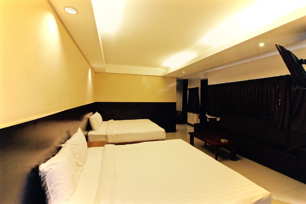 Superior Quadruple Room photo 2