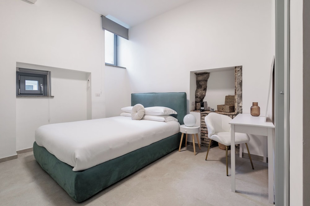 Deluxe Double Room, Private Bathroom, City View